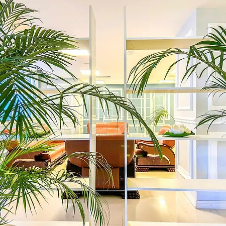 Apartment Seashell